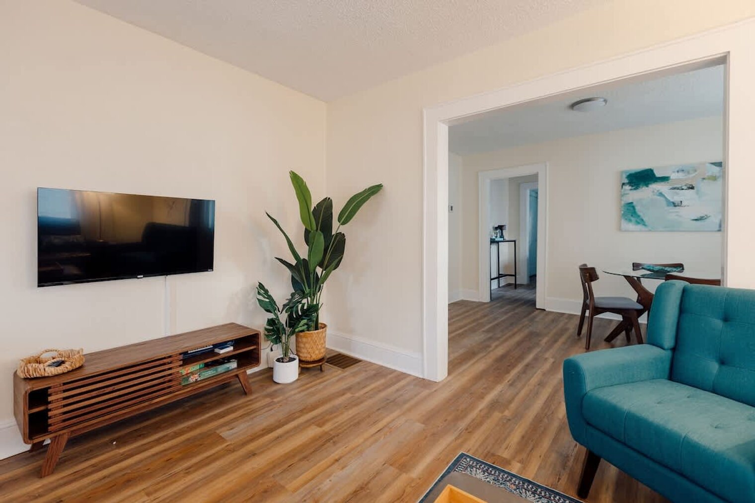 Building Photo - 217 Highland Ave