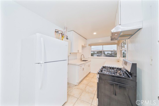 Building Photo - 1255 Del Rey Ave