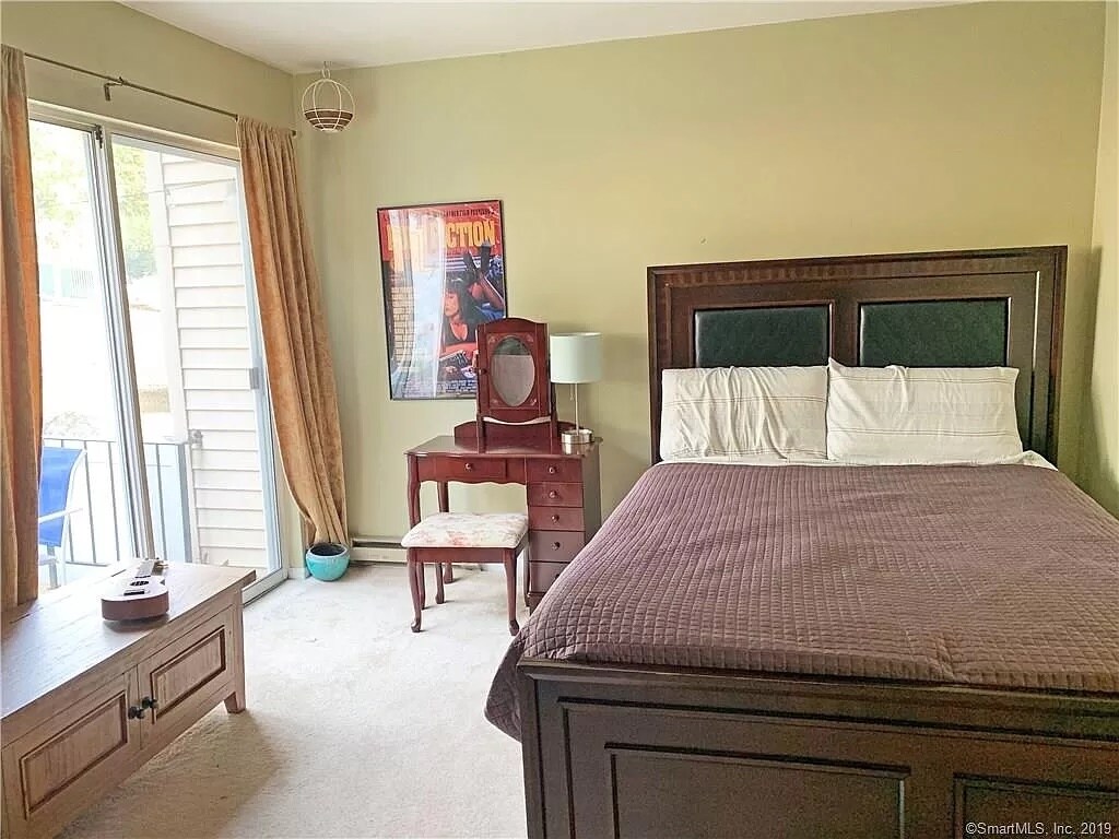 Building Photo - 8 Rose Ln