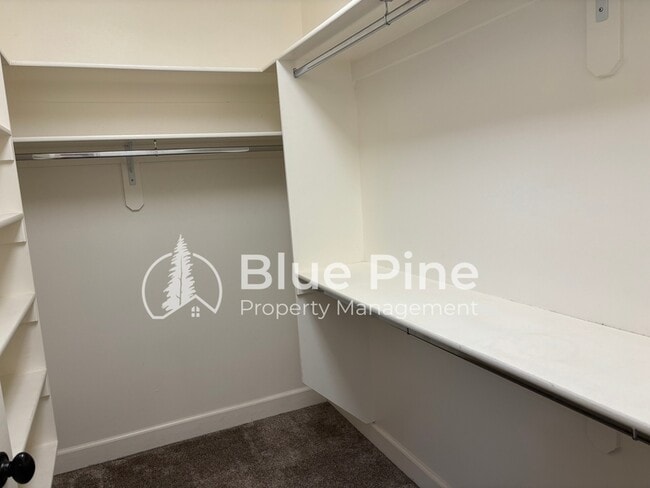 Building Photo - 3312 E Edwards Dr