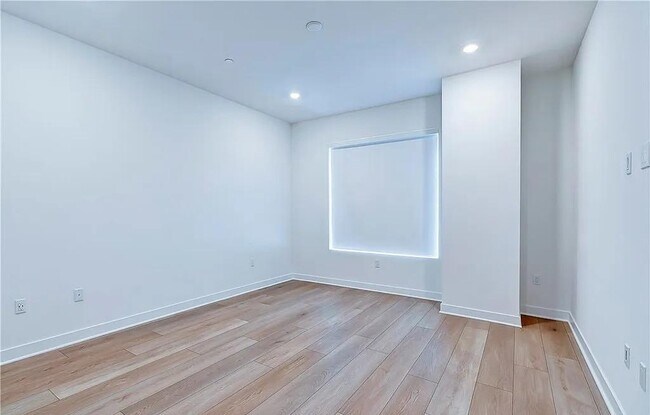 Building Photo - 1204 Rivington