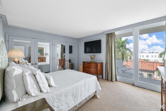 Building Photo - 354 Chilean Ave