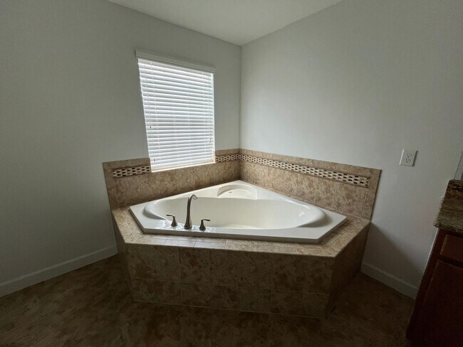 Building Photo - 14724 Crosston Bay Ct