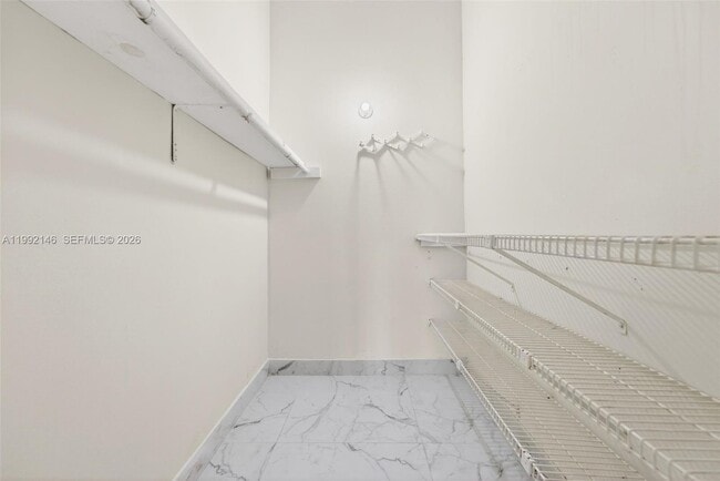 Building Photo - 10351 Juniper Ct