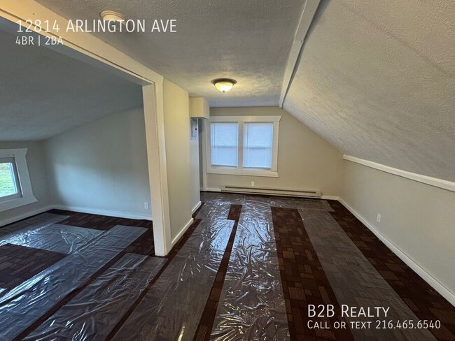 Building Photo - 12814 Arlington Ave