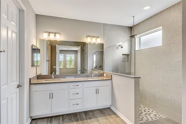 Building Photo - 5825 Millennium Silver Ct