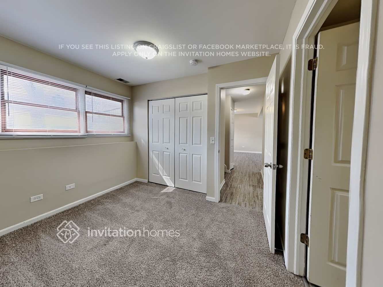 Building Photo - 1712 Blue Island Dr