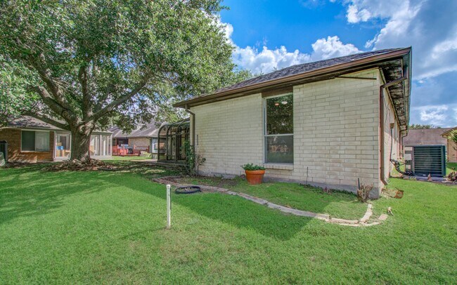 Building Photo - 806 Country Pl Blvd