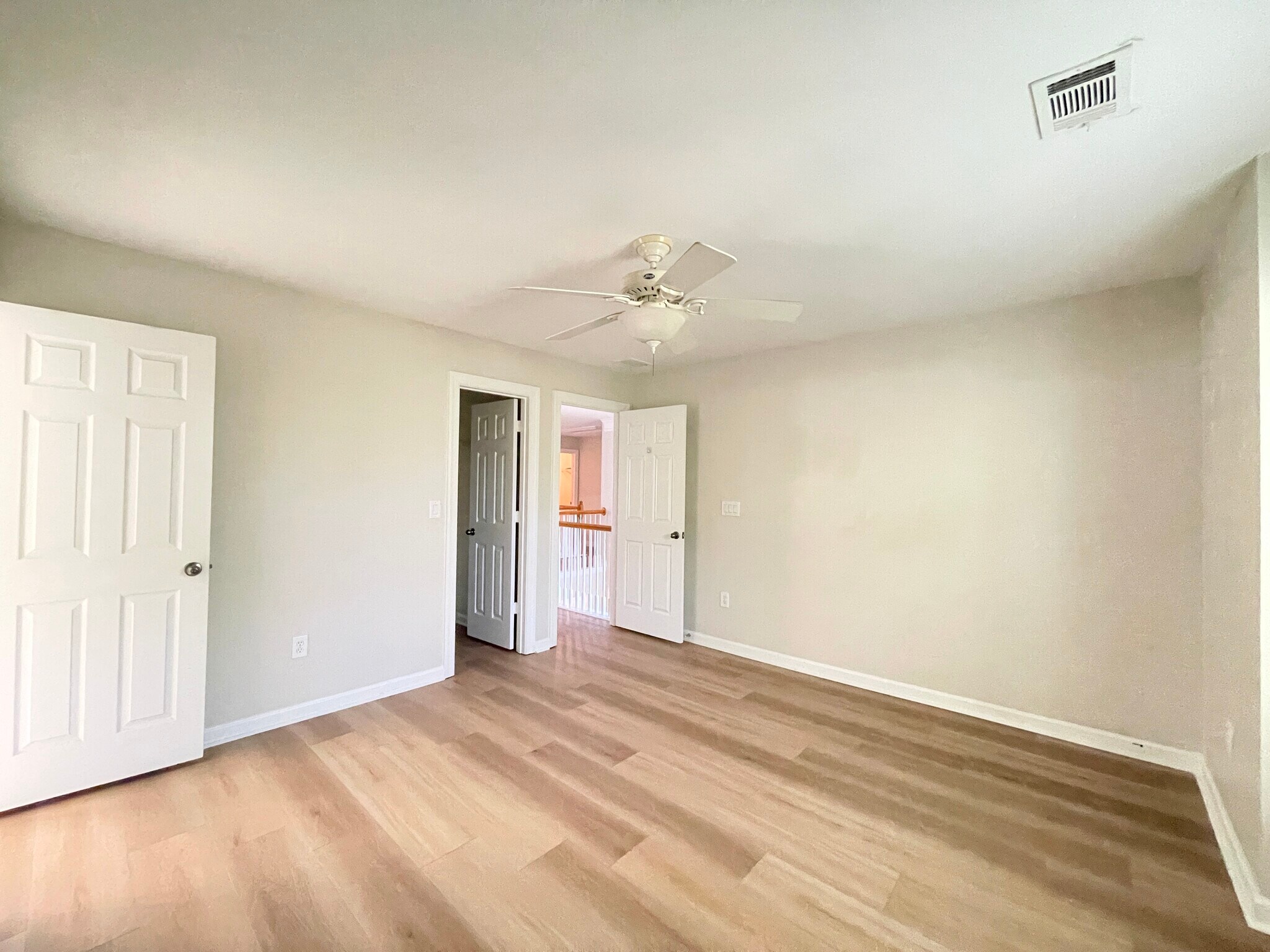 Additional room 1 upstairs - 2650 Royston Dr