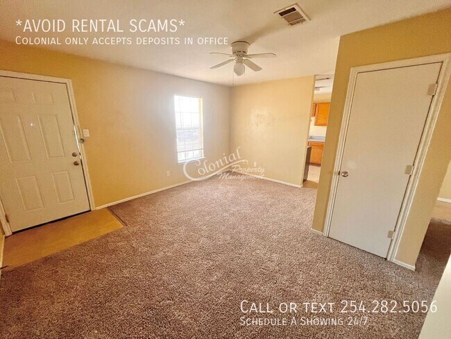 Building Photo - 1703 Benttree Dr