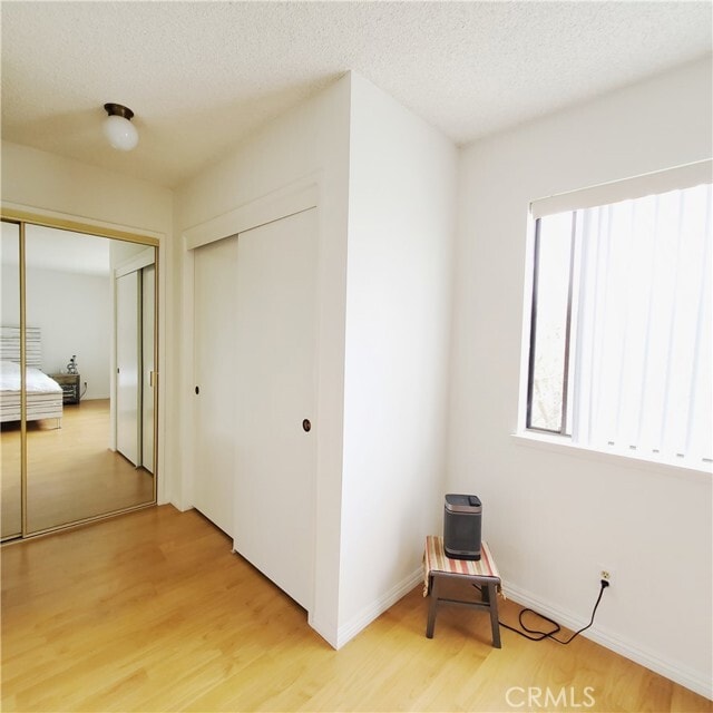 Building Photo - 28025 Ridgecove Ct N