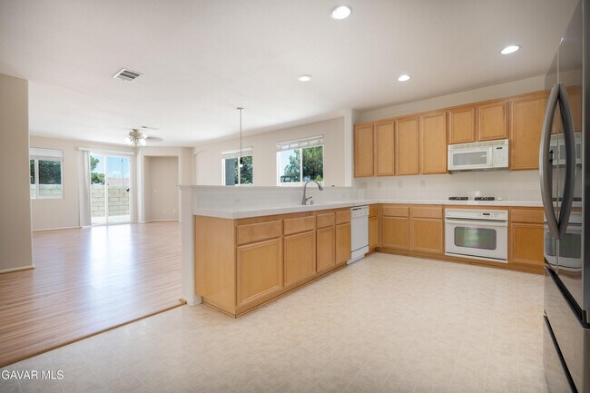 Building Photo - 40263 Preston Rd