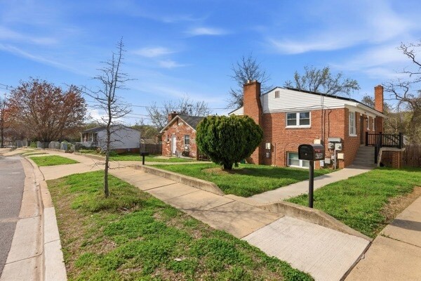 Building Photo - 4706 Deanwood Dr