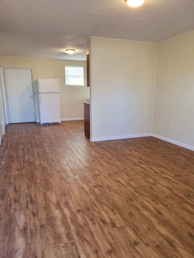 Building Photo - Malden Four Plex