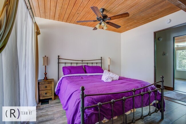 Building Photo - 5304 Grassy Trail Dr