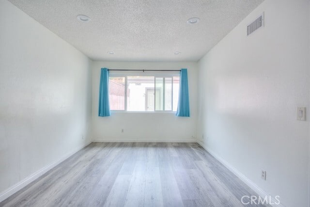 Building Photo - 2210 Shady Hills Dr