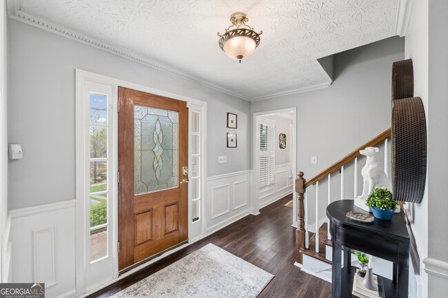 Building Photo - 4229 N Mountain Rd NE