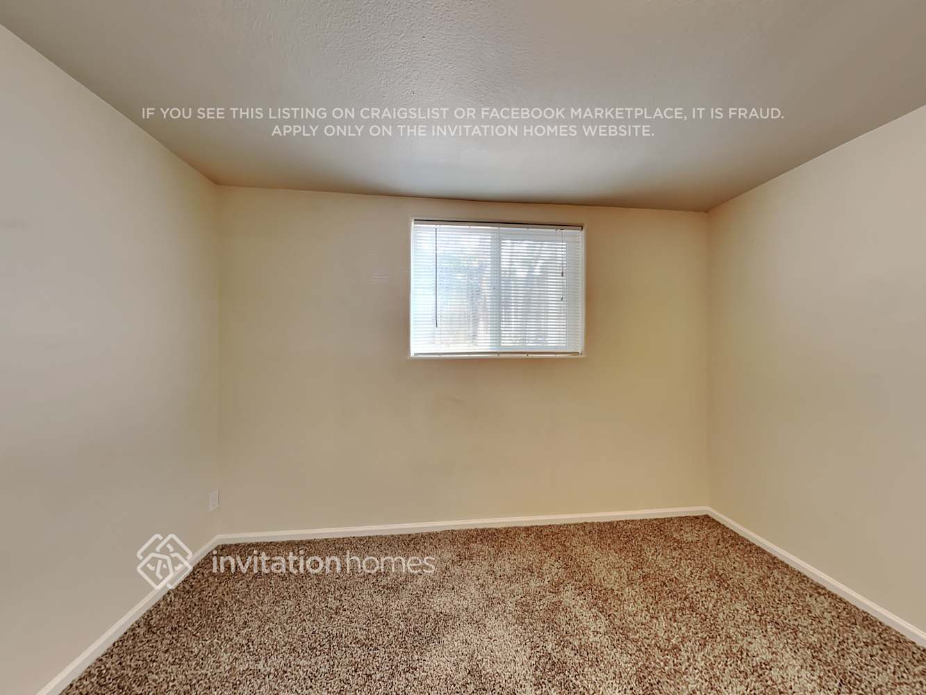 Building Photo - 6902 Mescalero Dr