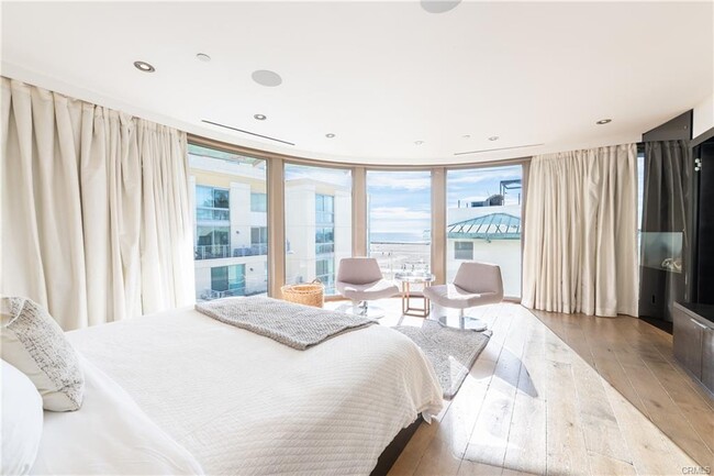 Building Photo - 11 Marine Terrace