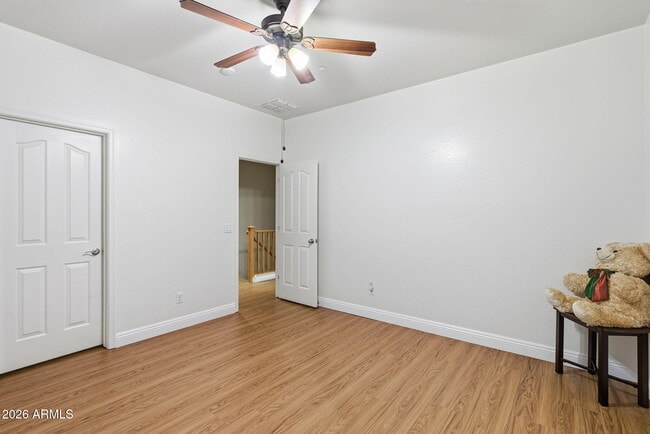 Building Photo - 6206 W Buckhorn Trail