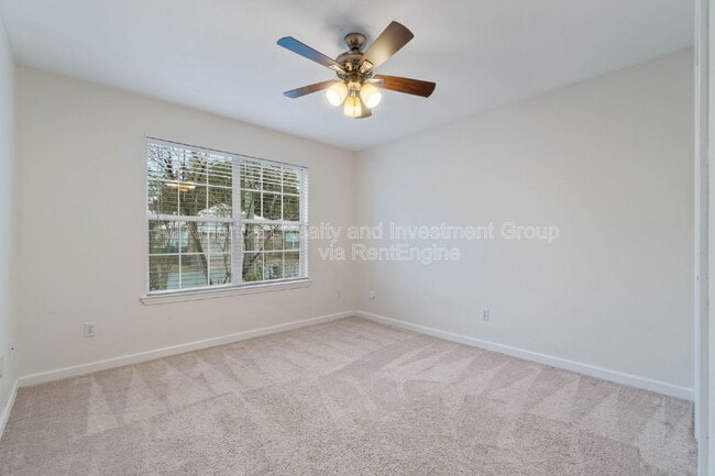 Building Photo - 911 Lauderhill Ln