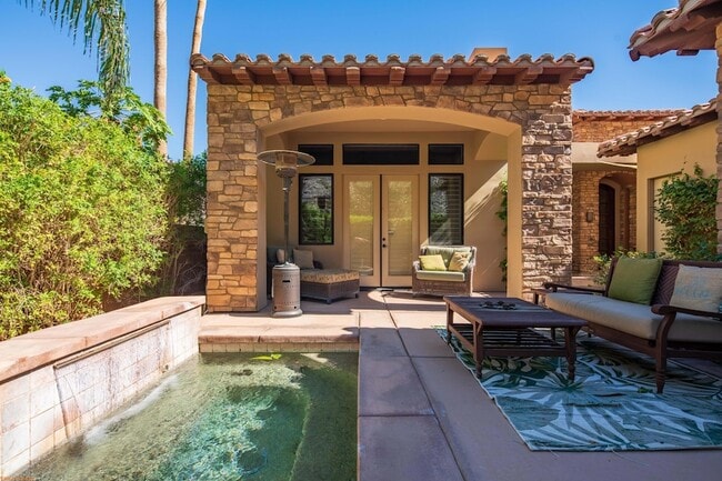 Building Photo - 46710 Bradshaw Trail