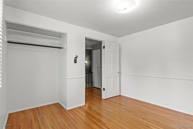 Building Photo - 2912 Drakestone Dr
