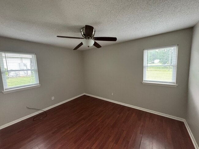 Building Photo - Nice 3 bedroom 1 Bath home in Sherwood
