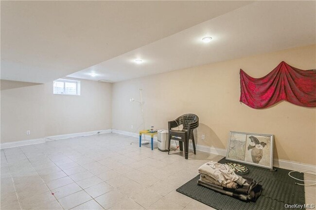 Building Photo - 39 Croydon Rd