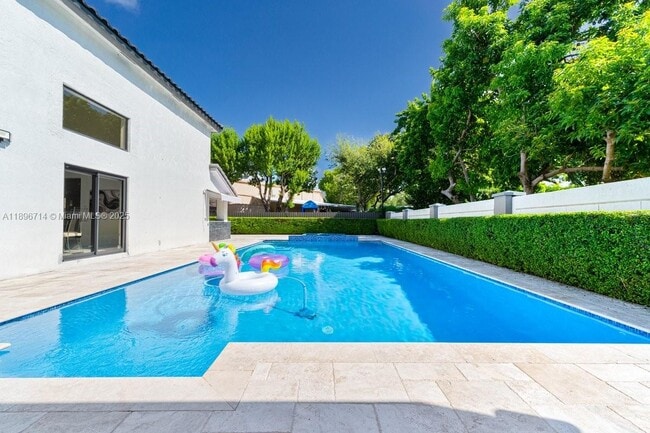 Building Photo - 9035 SW 156th Ct