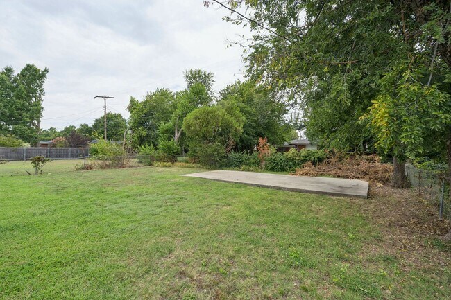 Building Photo - 3025 NW 67th St