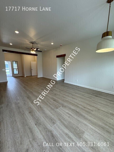 Building Photo - 17717 Horne Ln