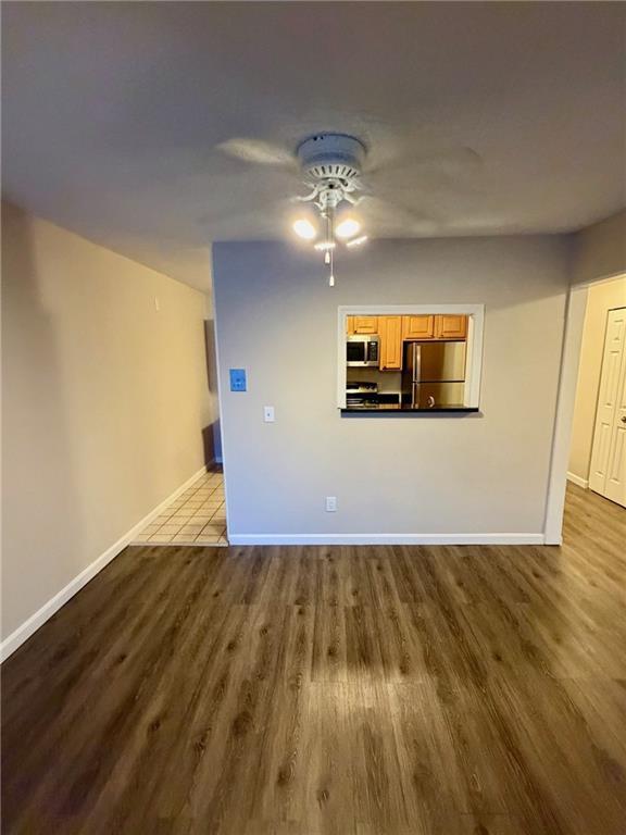 Building Photo - 3 Admiralty Dr