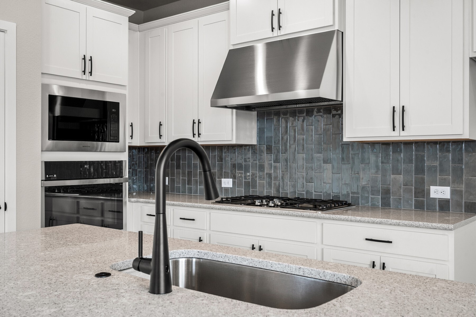 Building Photo - 6395 Laud Pt