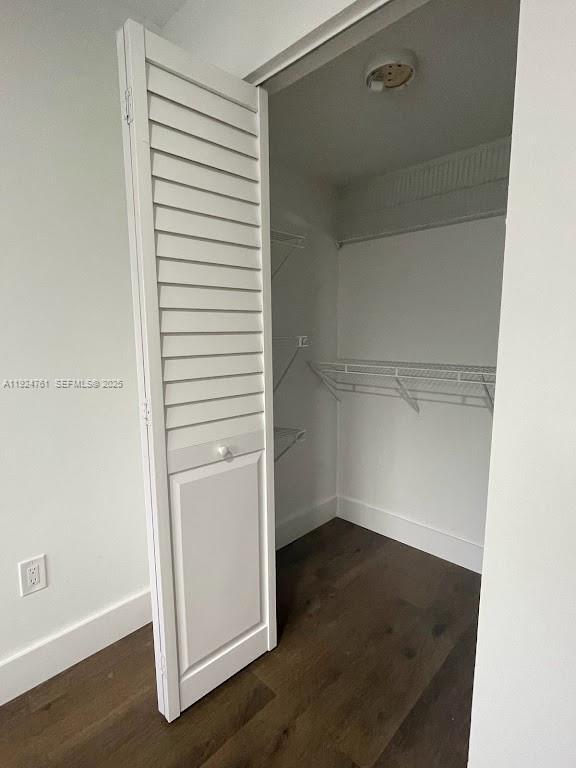 Building Photo - 410 S Park Rd