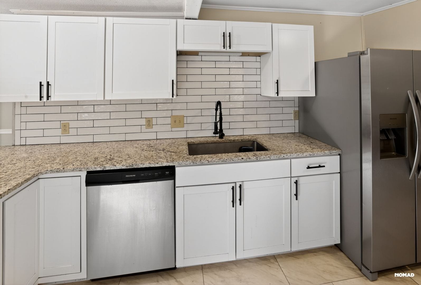 Building Photo - 79 Springbrook Cir
