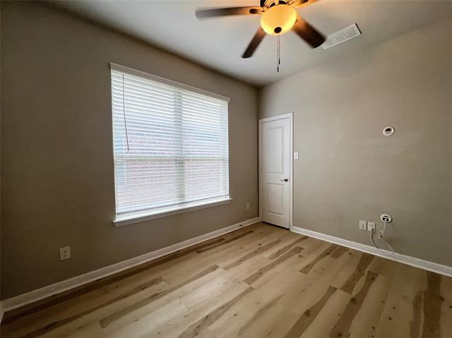 Building Photo - 1512 Bunting Dr