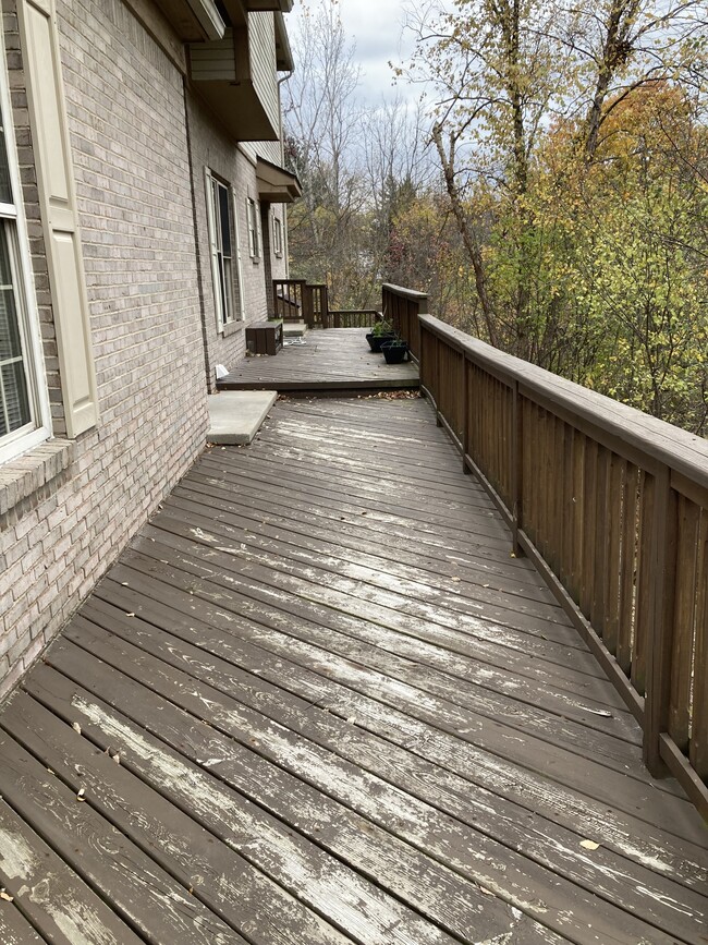 Building Photo - 41645 Copper Creek Dr