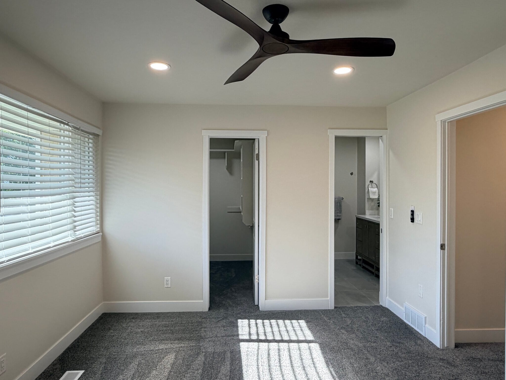 Building Photo - 7745 S 415 E