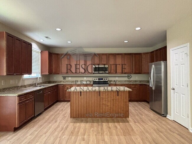 Building Photo - 4 Spicewood Ct