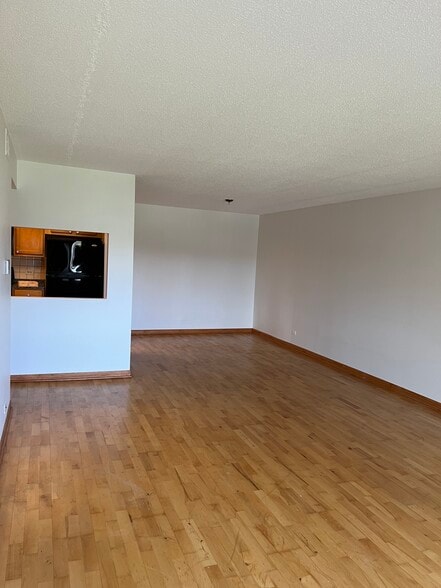 Dinning area - 13200 W Heiden Cir