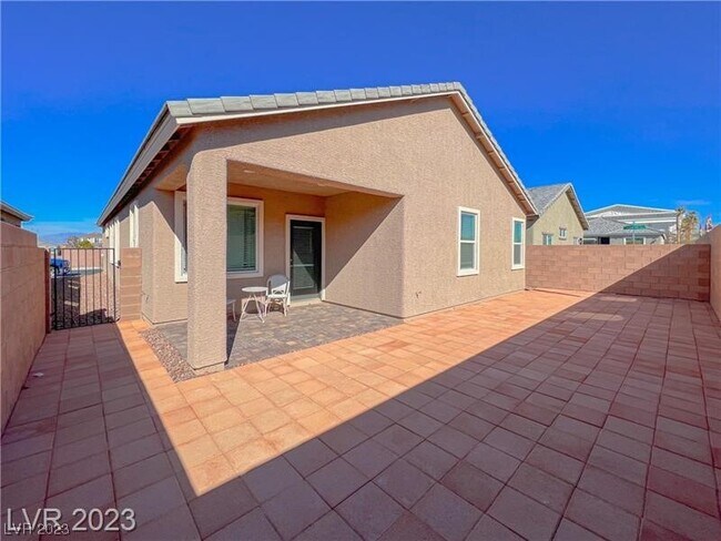 Building Photo - 6983 Atwood Peaks Ave