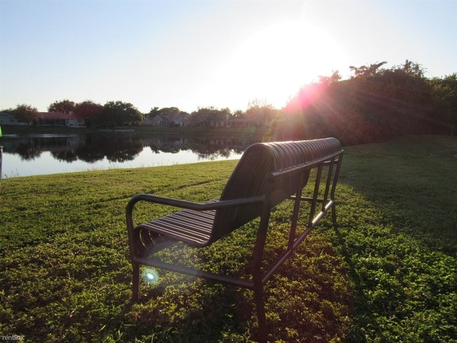 Building Photo - 8500 Belcher Rd N