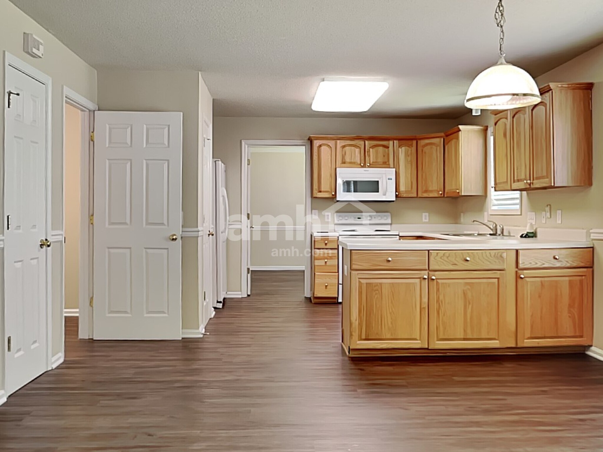 Building Photo - 3321 Dairy Point Dr