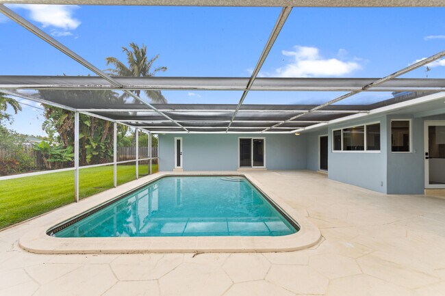 Building Photo - 5281 SW 4th Ct