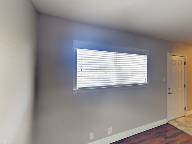 Studio, 1 bath - 617 S 9th St Apt 13 Apt 13 - Studio, 1 bath  - 617 S 9th St Apt 13 Apt 13