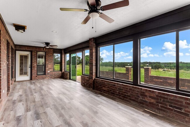 Building Photo - 8321 Co Rd 200