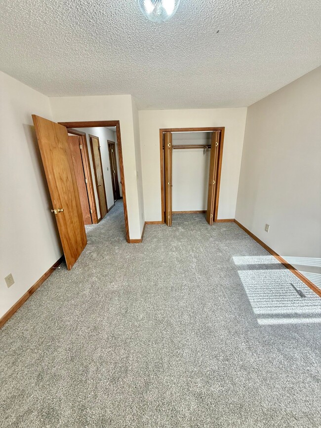 Building Photo - 1294 Milligan Hwy