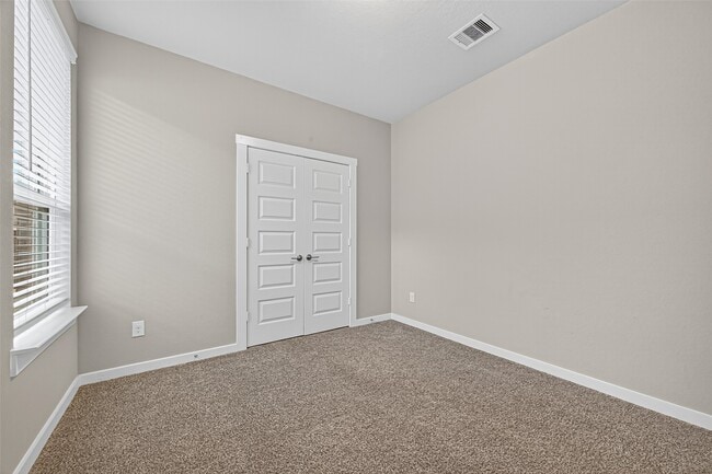 Building Photo - 28611 Hannahs Harbor Ln
