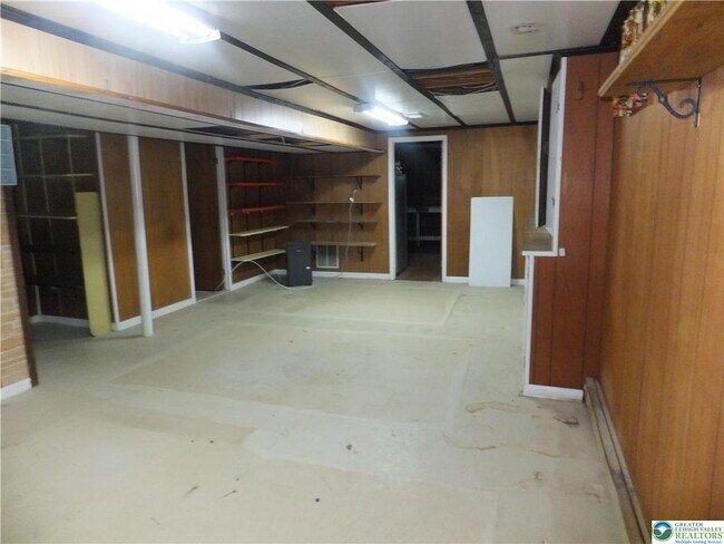 Building Photo - 3021 Rosewood Ct